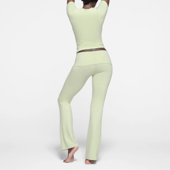 SKIMS NWOT Cotton Jersey Foldover Pant - Pistachio - Picture 3 of 5